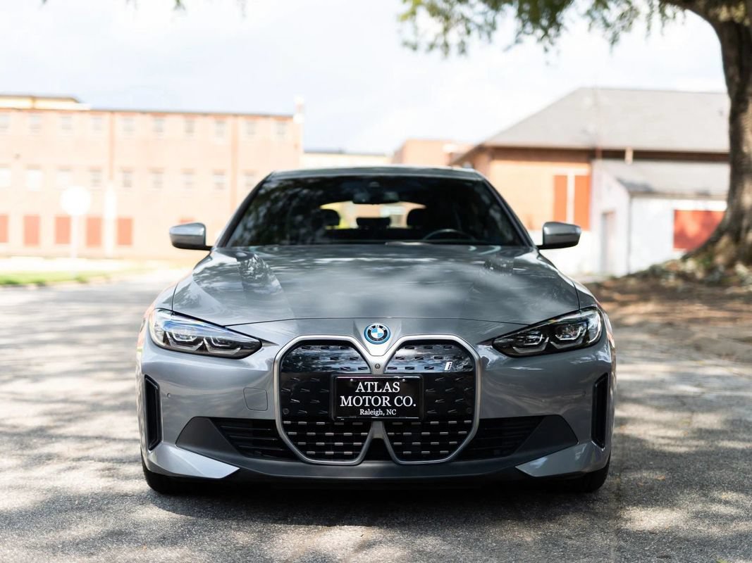 Used 2024 BMW i4 eDrive40 w/ Convenience Package RWD image 7