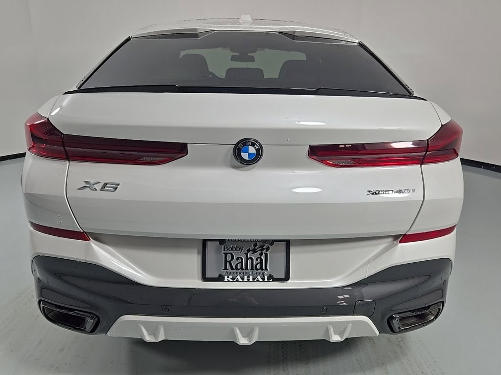 New 2026 BMW X6 xDrive40i w/ Climate Comfort Package image 5