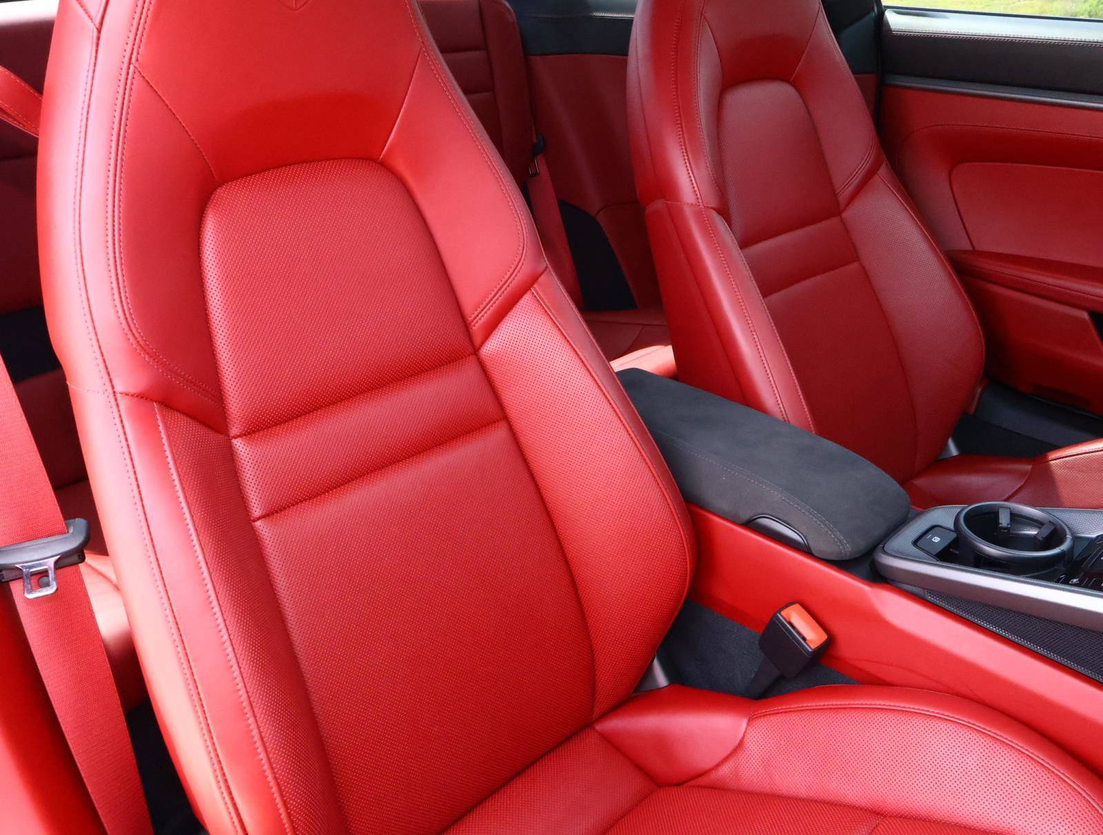 Used 2022 Porsche 911 Carrera RWD image 14