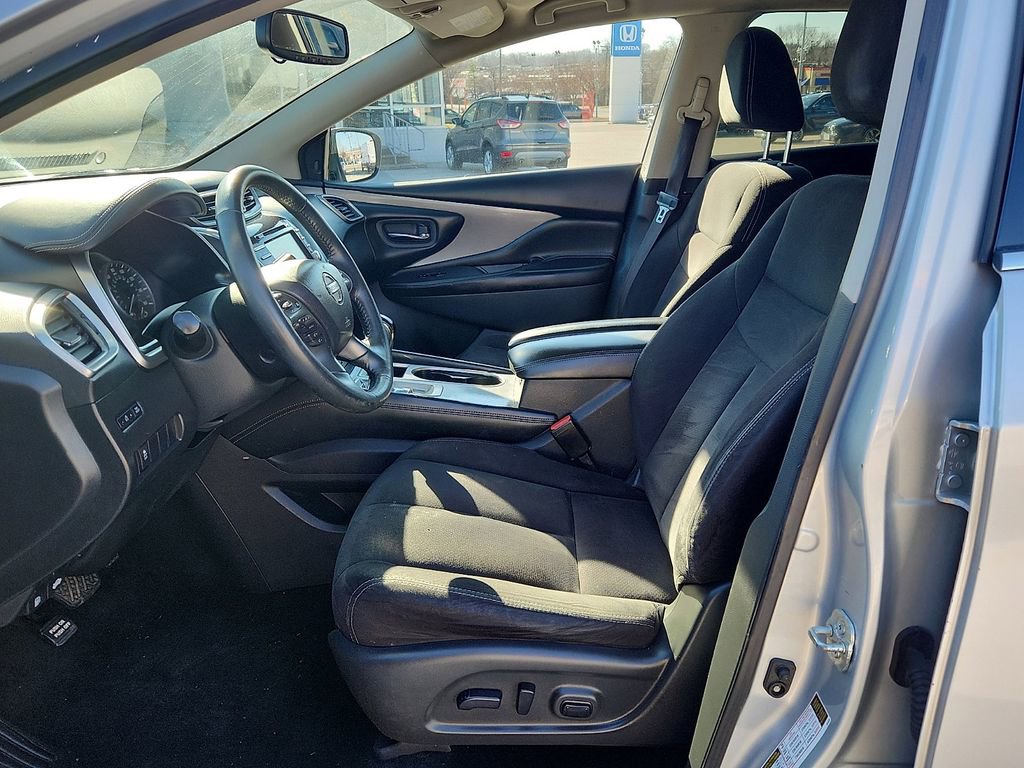 Used 2019 Nissan Murano SV w/ Cargo Package image 7