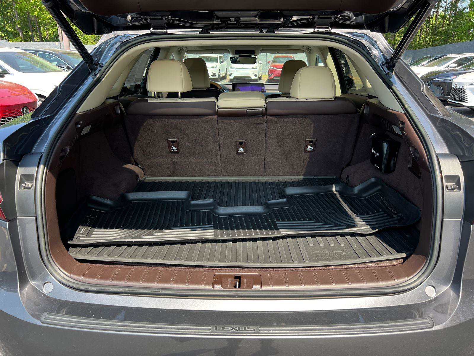 Used 2017 Lexus RX 350 FWD w/ Premium Package image 19