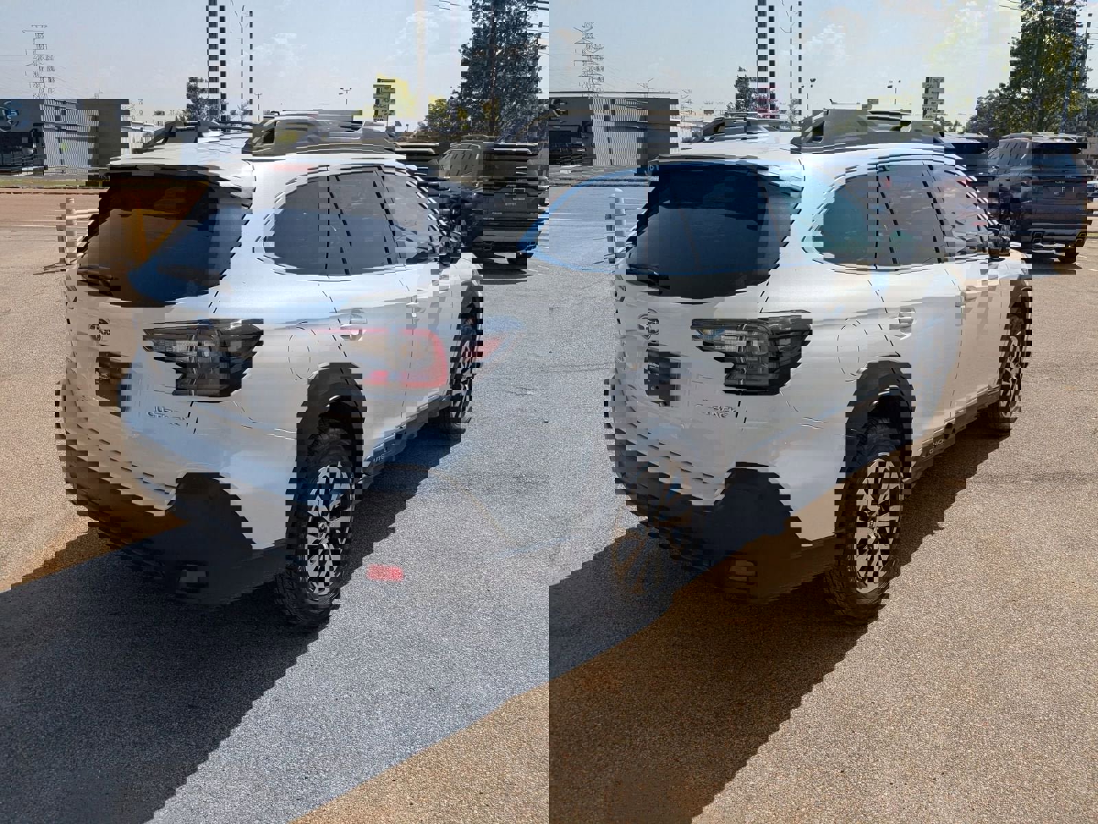 Used 2024 Subaru Outback Premium image 6