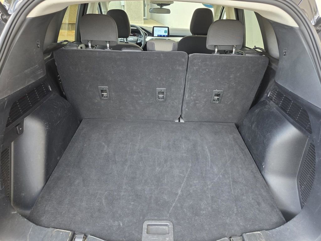 Used 2022 Ford Escape SE image 10