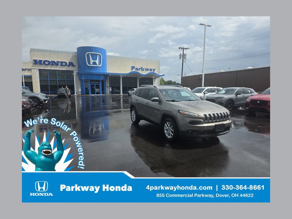 Used 2017 Jeep Cherokee Latitude w/ Cold Weather Group