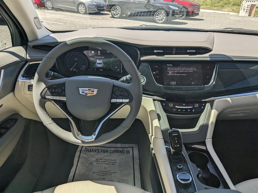 New 2025 Cadillac XT6 Premium Luxury w/ Technology Package image 15