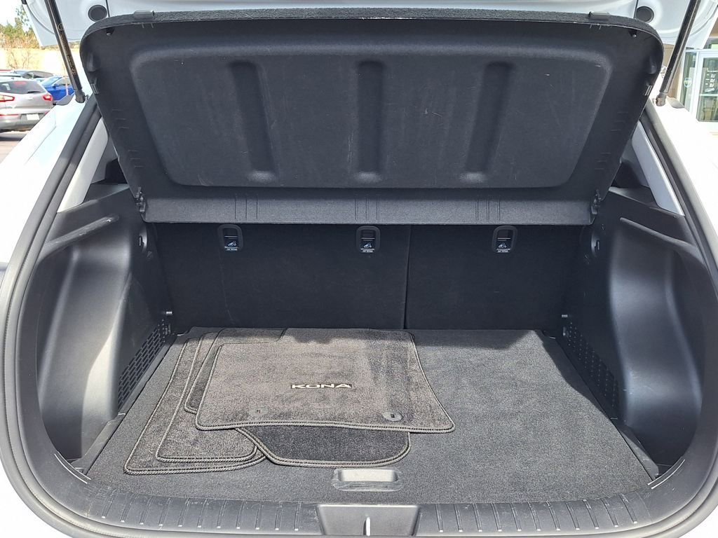 Certified 2024 Hyundai Kona SE image 28