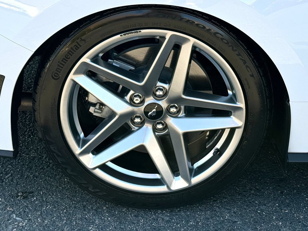 Used 2024 Ford Mustang GT RWD image 16