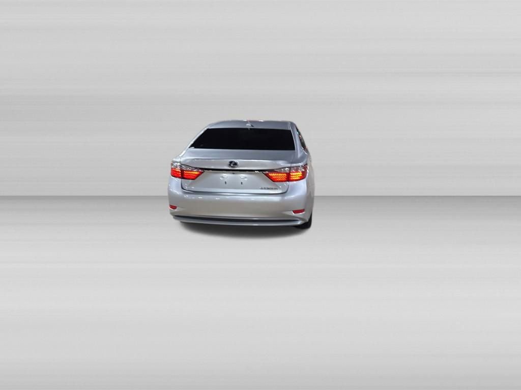 Used 2013 Lexus ES 300h w/ Luxury Pkg FWD image 6