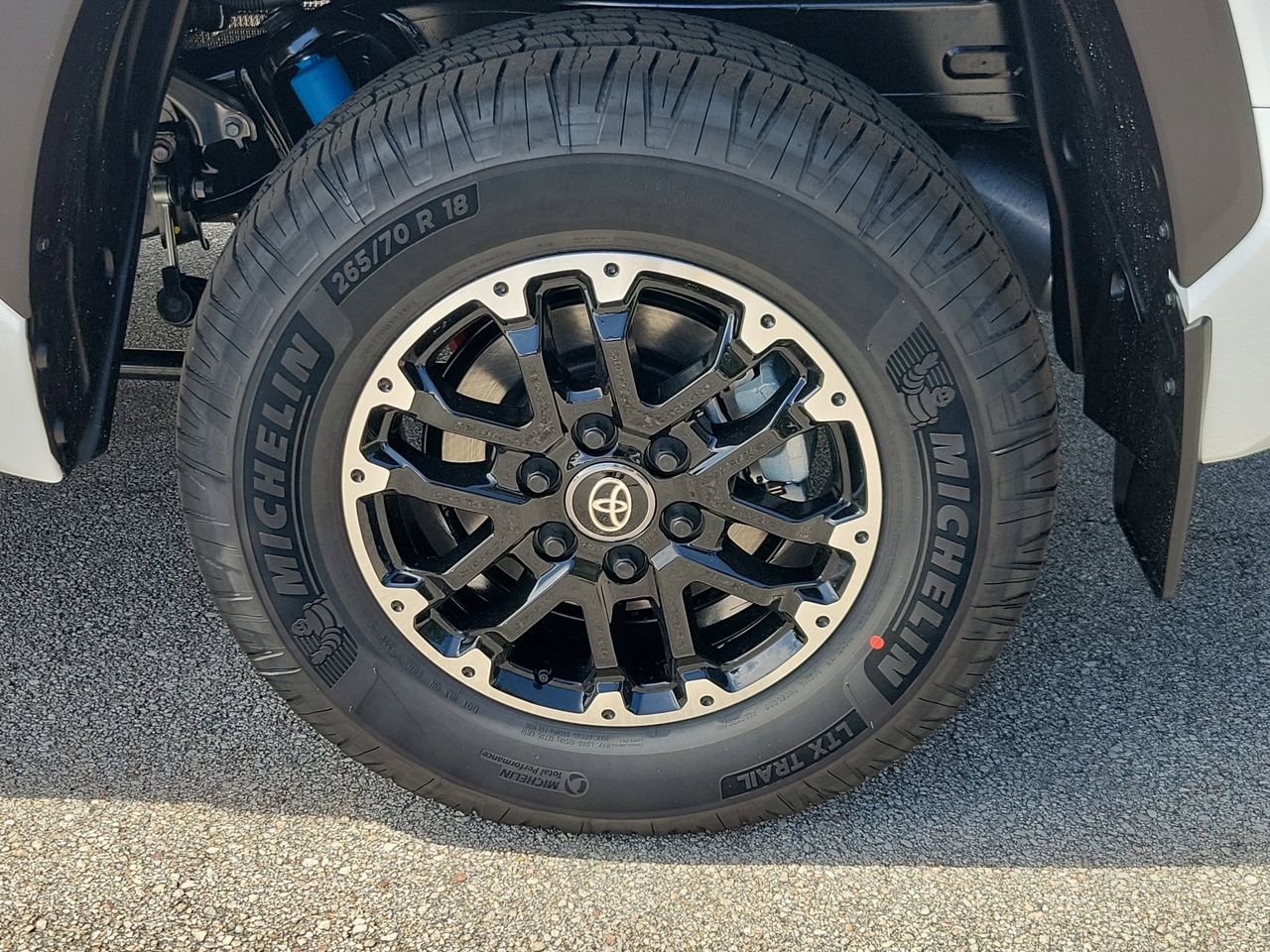 New 2026 Toyota Tundra SR5 AWD/4WD image 5