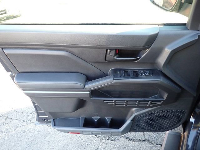 Used 2026 Toyota Tacoma SR5 image 21