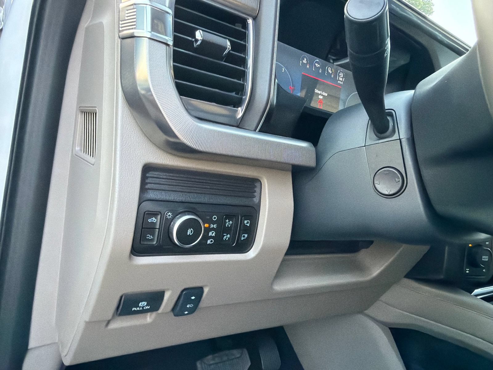 New 2026 Ford F250 Platinum w/ Platinum Plus Package AWD/4WD image 33
