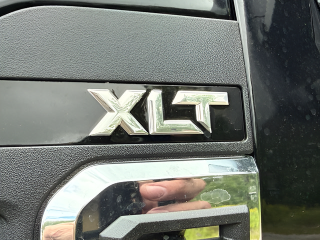 New 2026 Ford F350 XLT w/ FX4 Off-Road Package AWD/4WD image 16