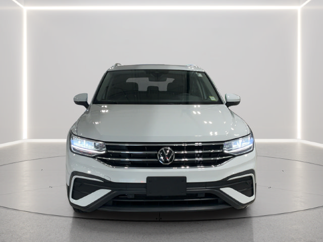 Certified 2024 Volkswagen Tiguan SE AWD/4WD image 9