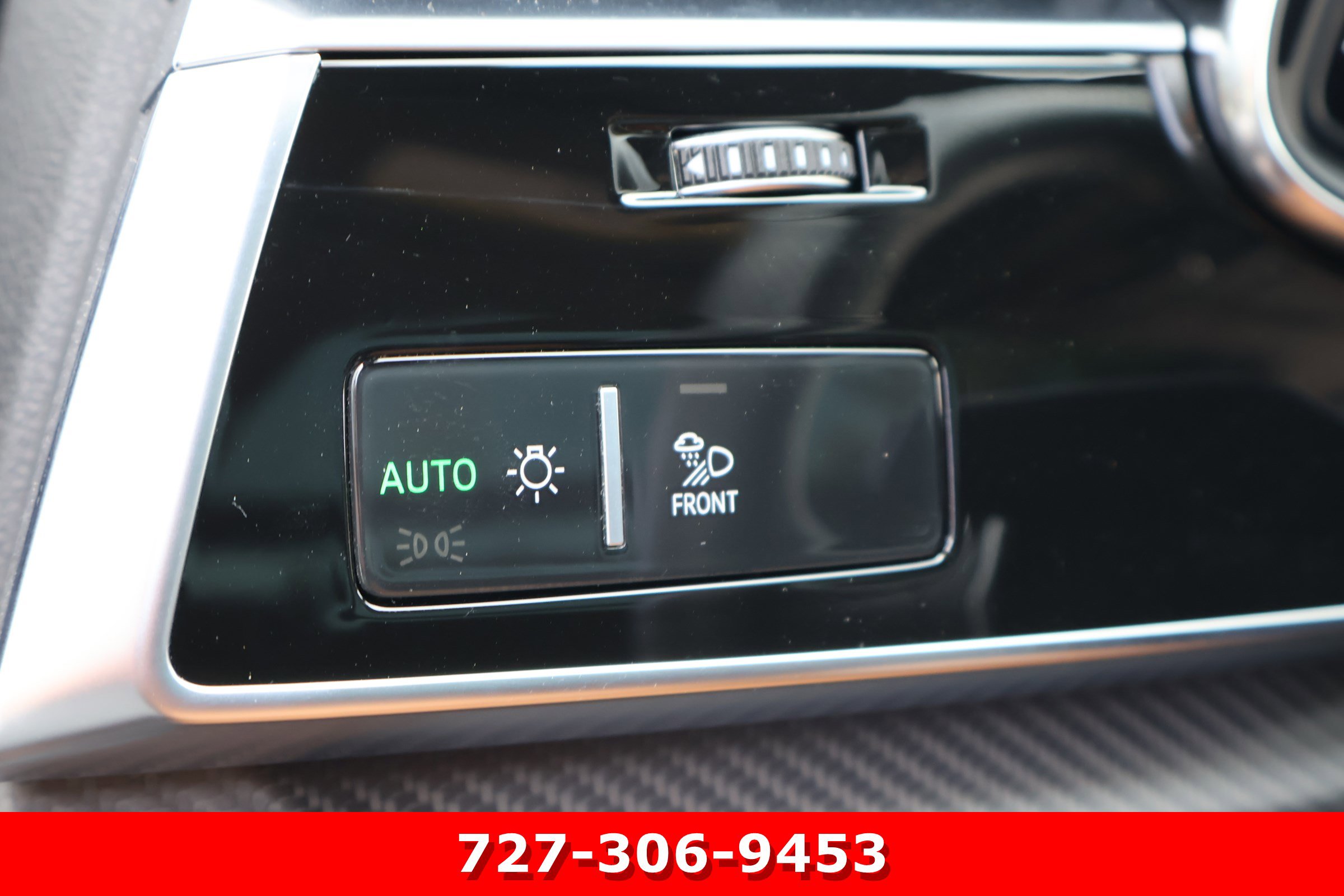 Used 2025 Audi RS Q8 performance image 23