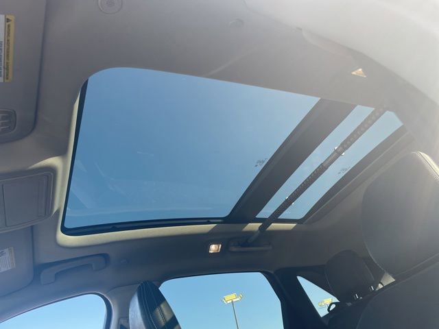 Used 2020 Ford Escape Titanium FWD image 27