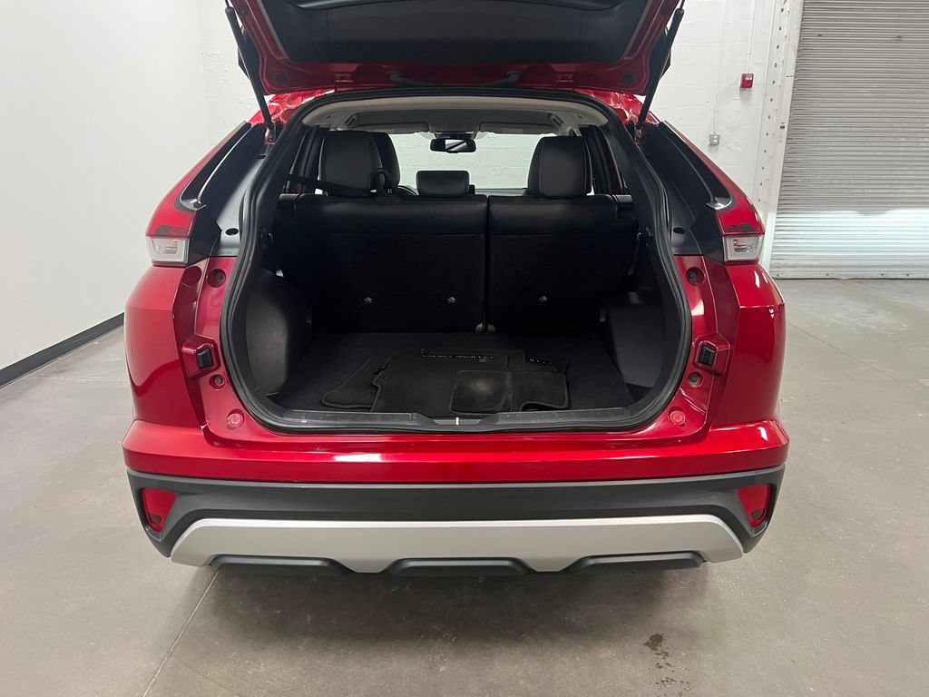 Used 2022 Mitsubishi Eclipse Cross SE FWD image 25