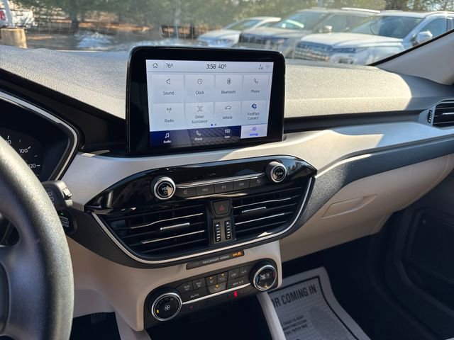 Used 2020 Ford Escape SE image 10