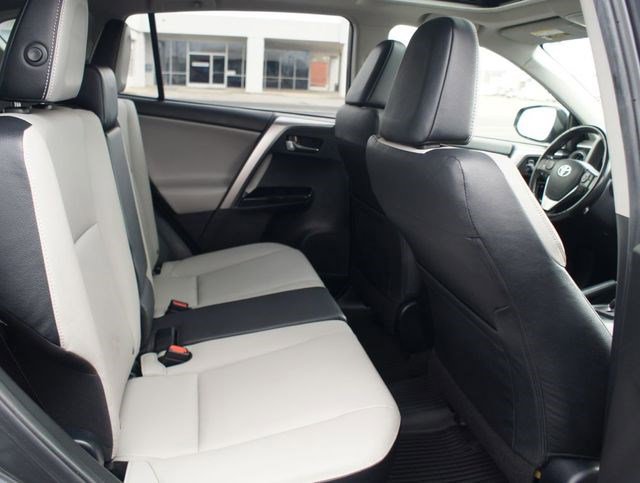 Used 2018 Toyota RAV4 Limited w/ All Weather Liner Package image 23