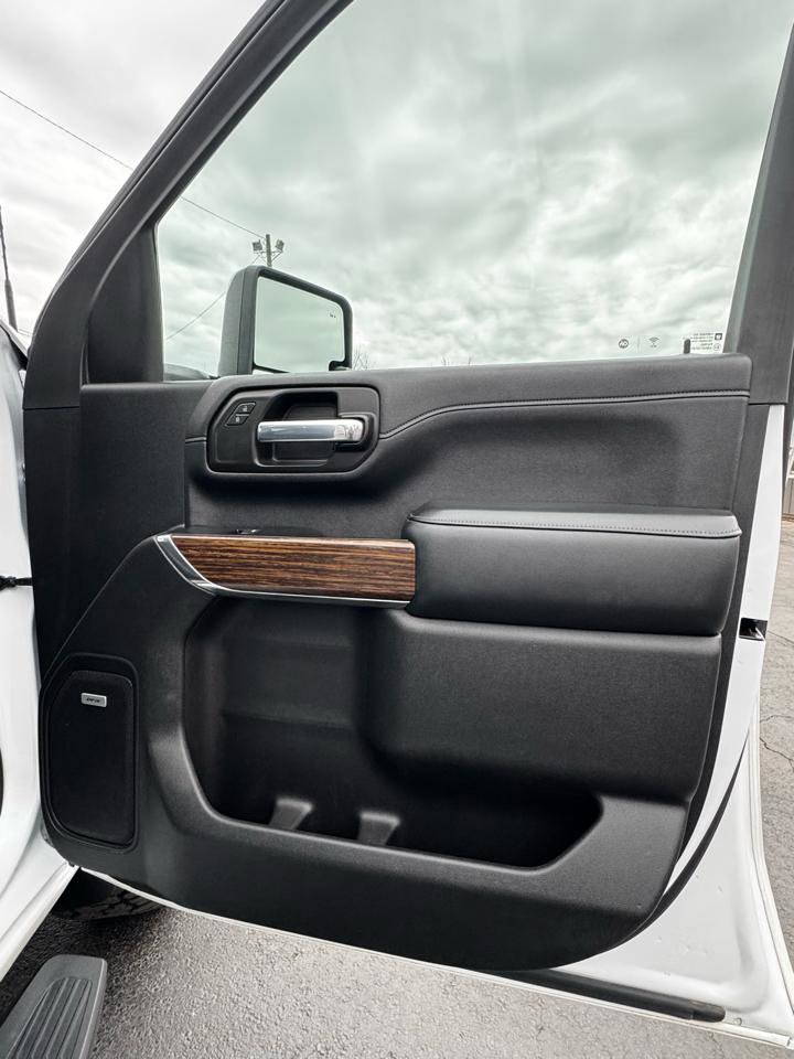 Used 2020 Chevrolet Silverado 2500 High Country w/ Z71 Off-Road Package image 30