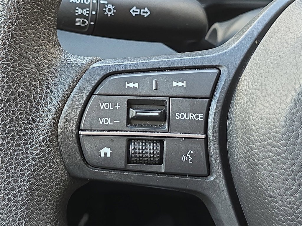 Used 2023 Honda CR-V EX image 17