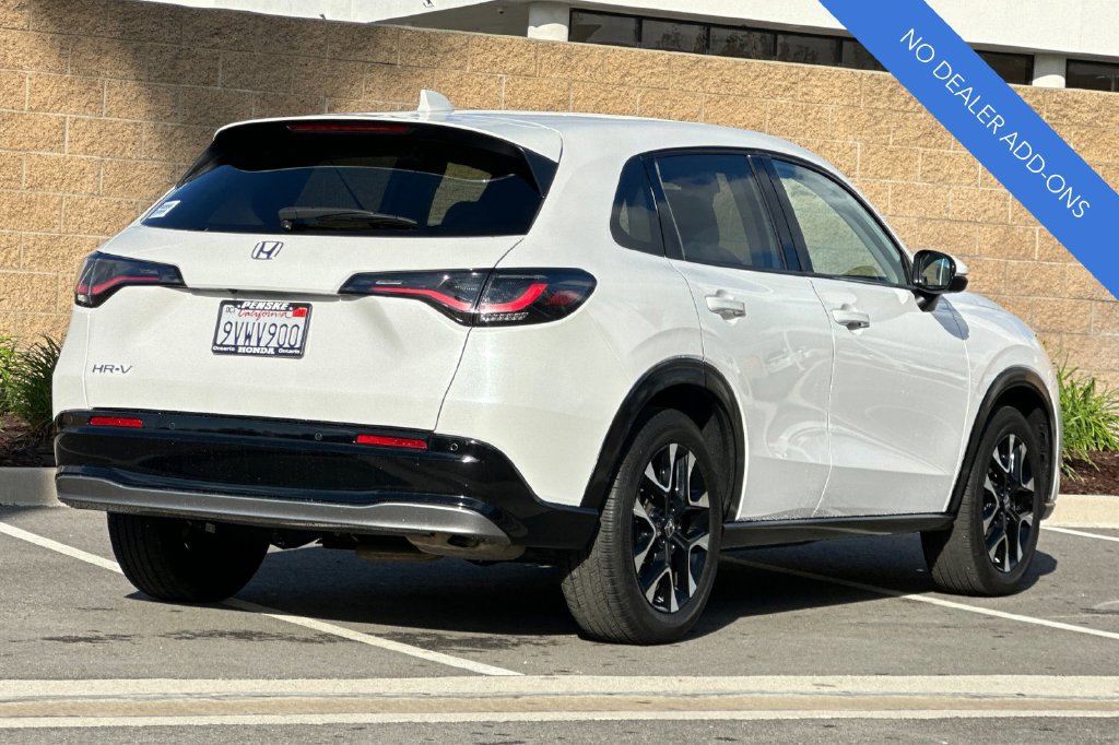Certified 2026 Honda HR-V EX-L image 4