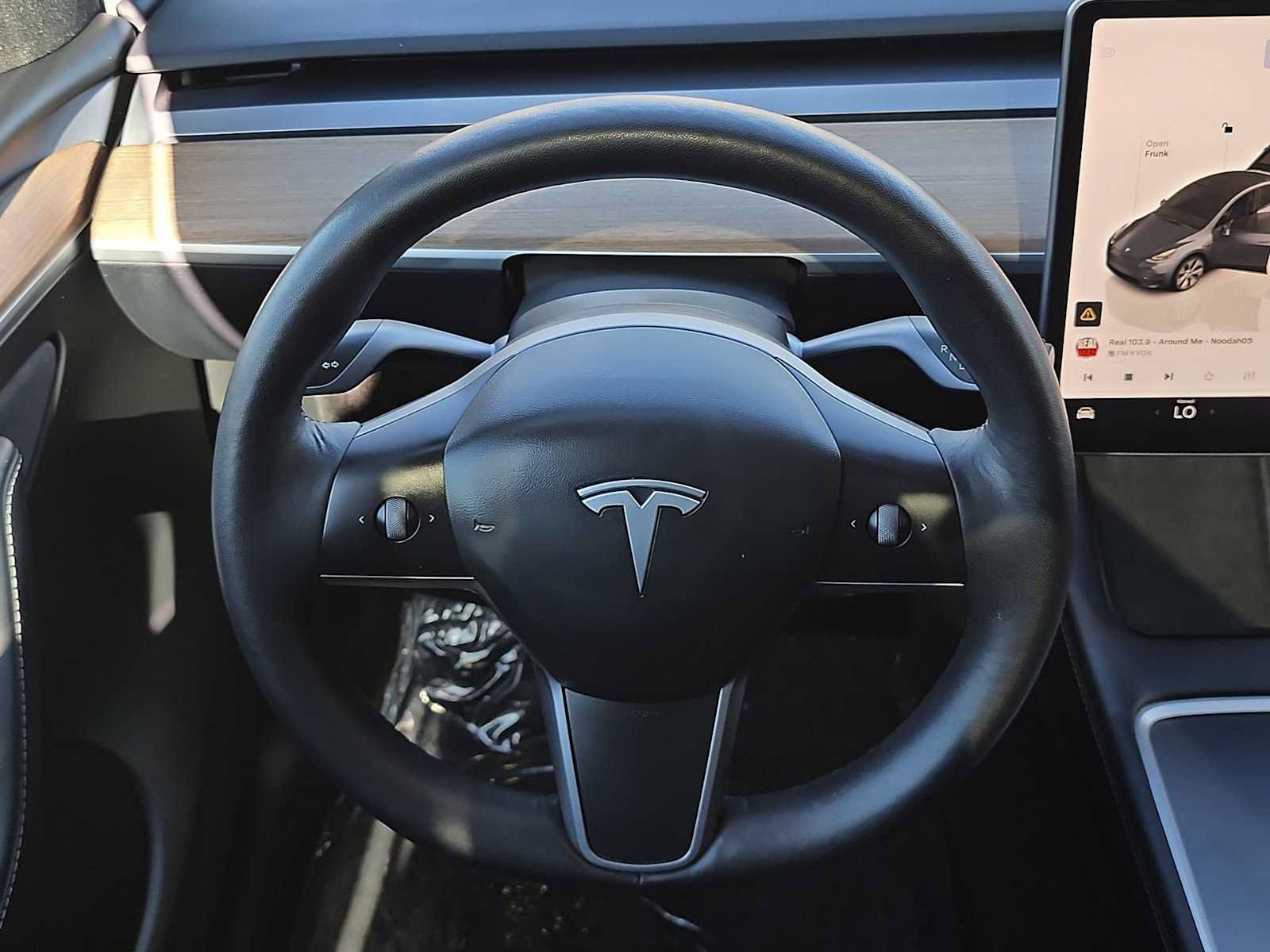 Used 2023 Tesla Model Y Long Range AWD/4WD image 27
