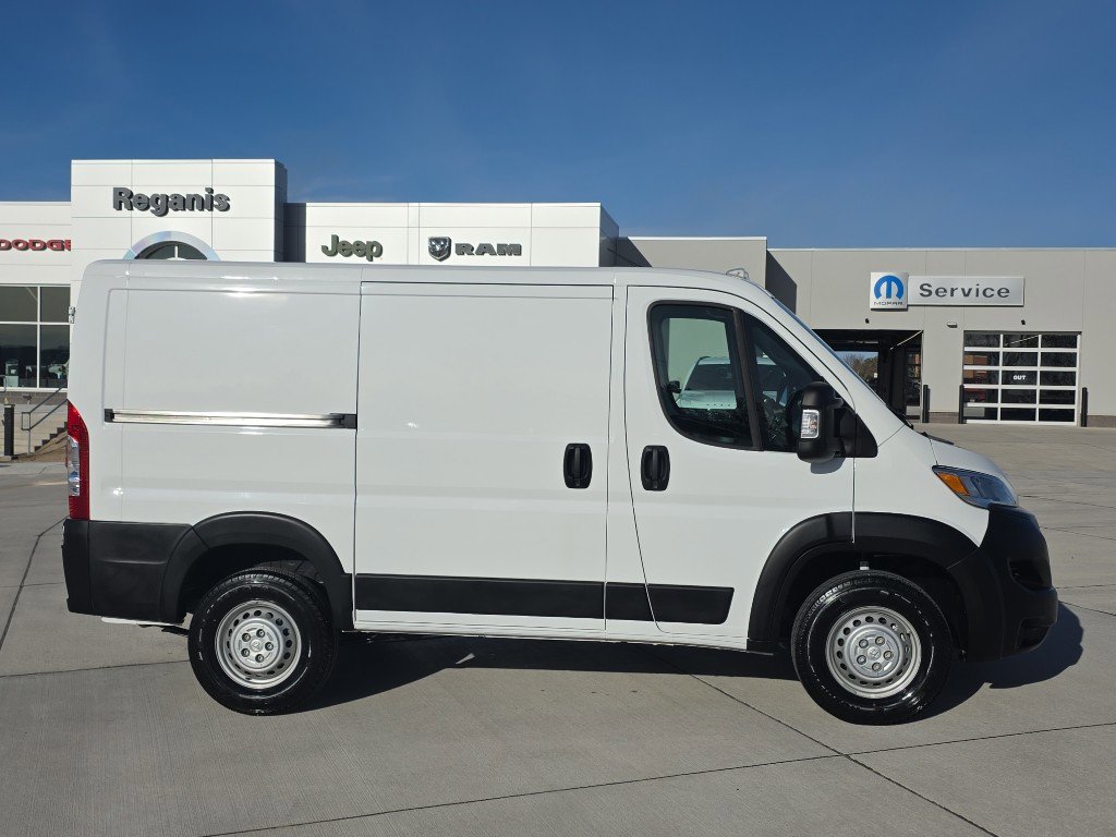 Used 2025 RAM ProMaster 1500 w/ Storage Group image 4