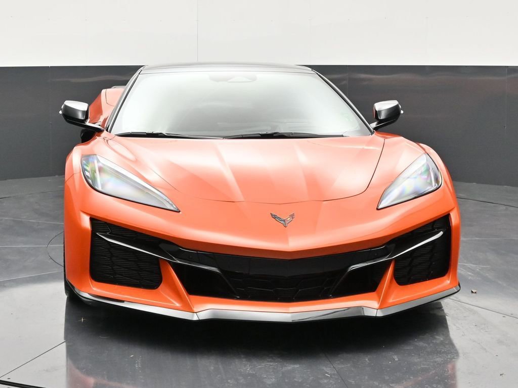 Used 2026 Chevrolet Corvette Z06 w/ Stealth Interior Trim Package RWD image 8