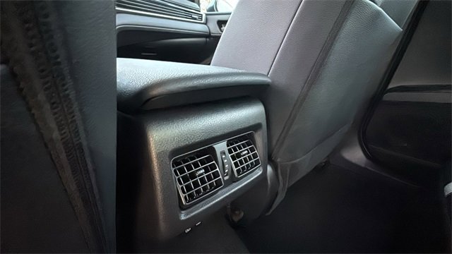 Used 2025 Toyota Camry SE image 21