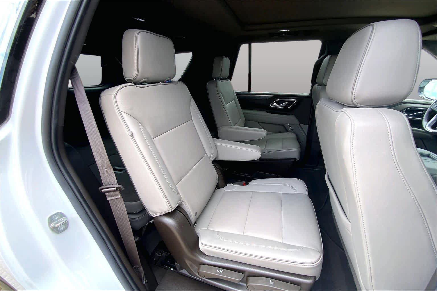 Used 2022 GMC Yukon SLT w/ SLT Premium Package AWD/4WD image 20