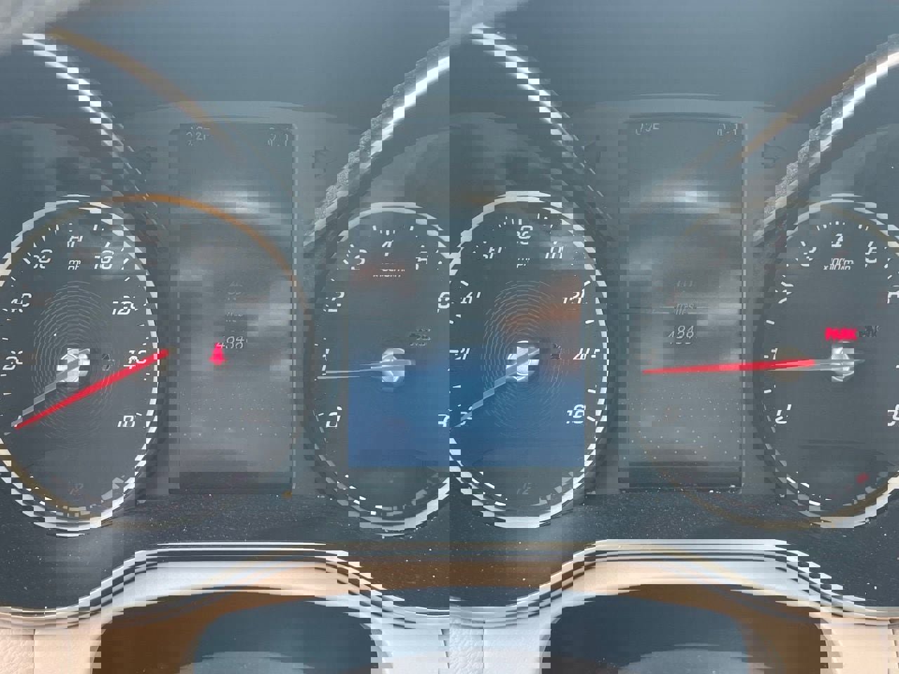 Used 2022 Mercedes-Benz GLC 300 w/ Premium Package Lite image 9