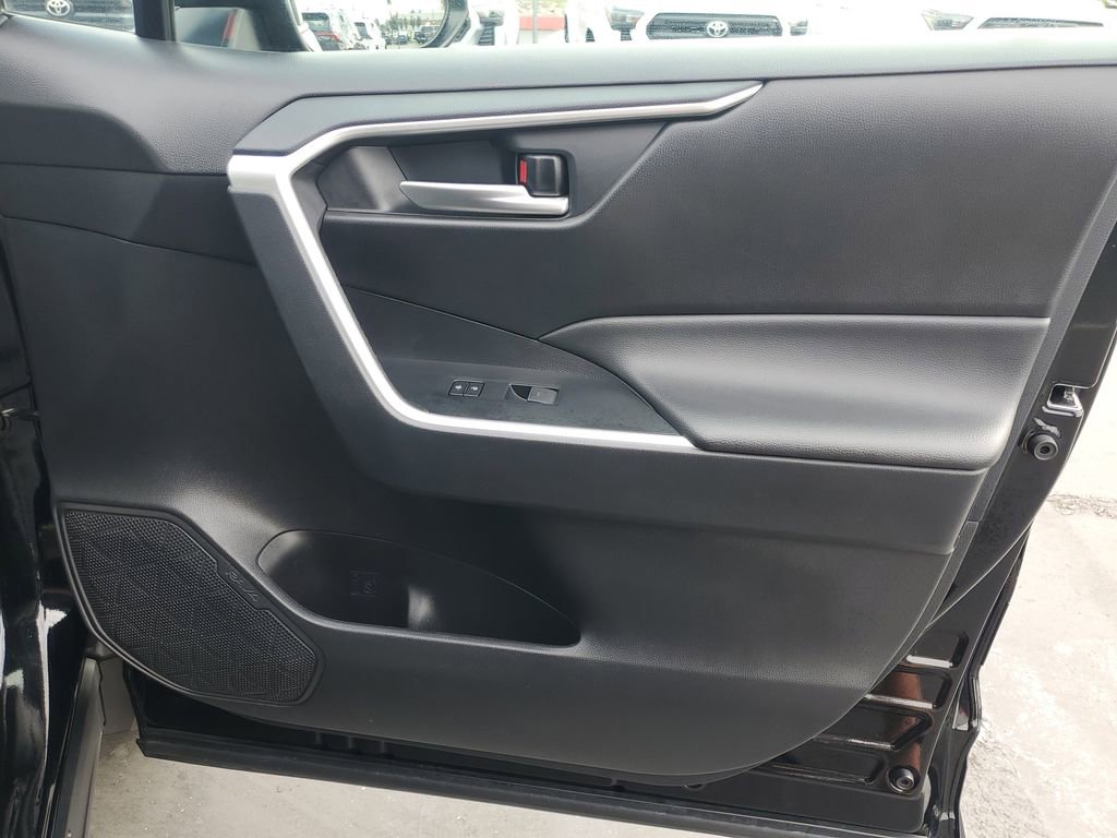 Used 2024 Toyota RAV4 XLE Premium image 35
