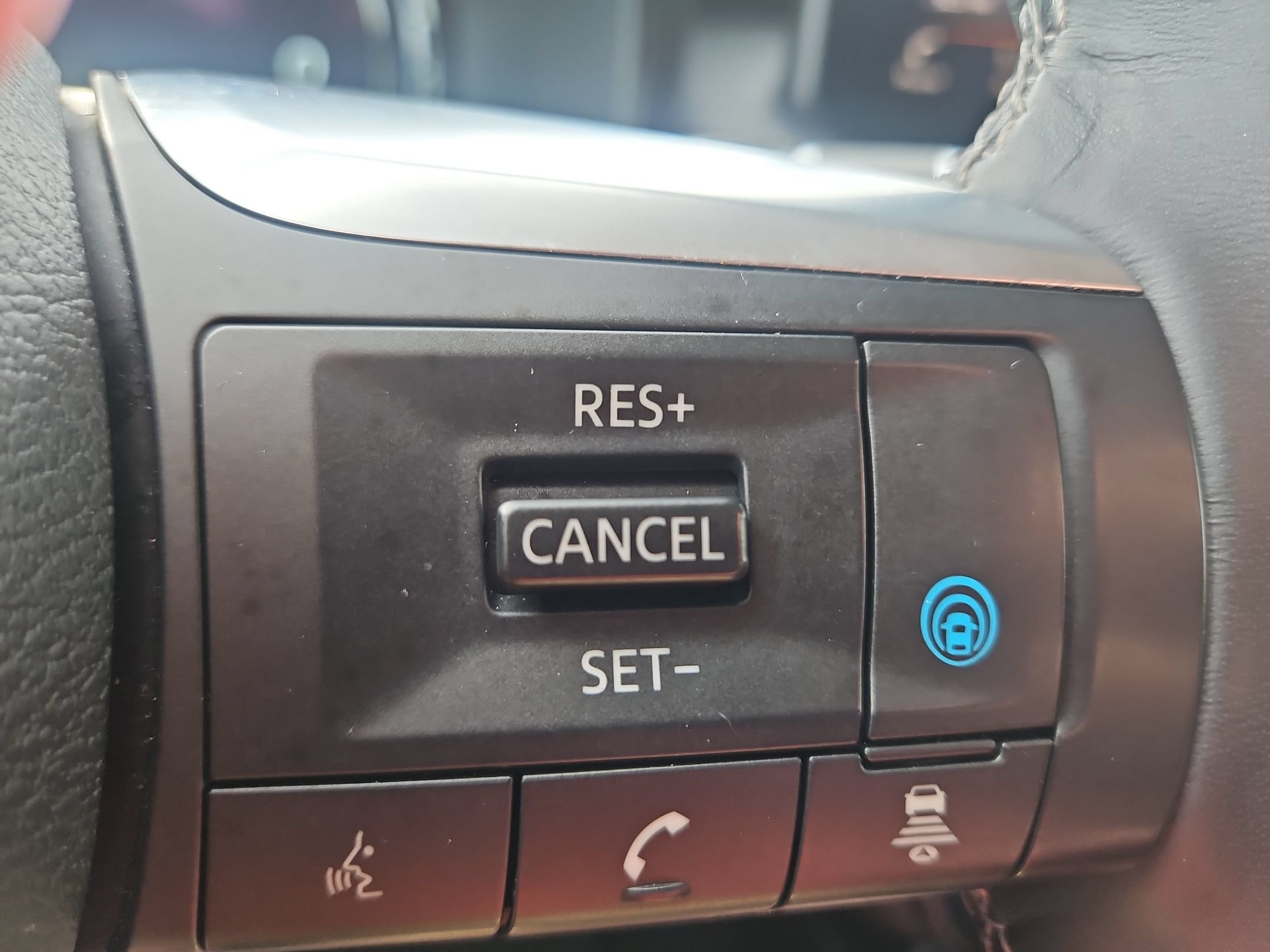 Used 2024 INFINITI QX60 Sensory w/ Vision Package AWD/4WD image 29