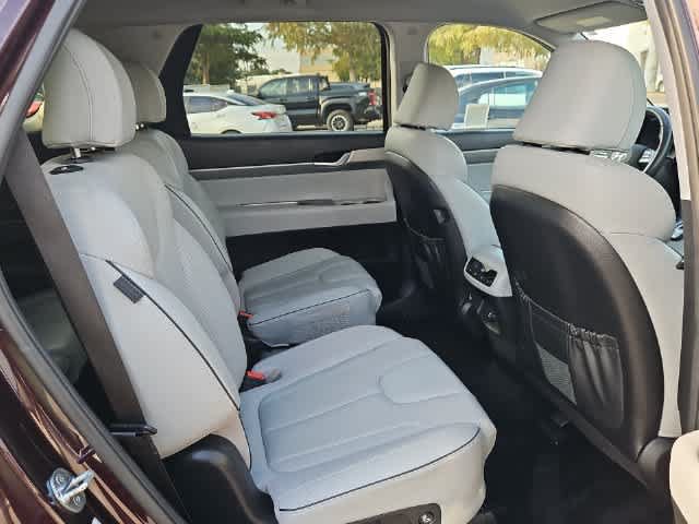 Used 2025 Hyundai Palisade SEL AWD/4WD image 18