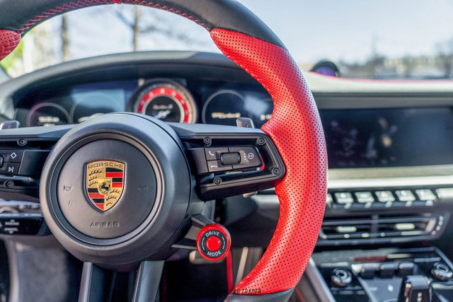 Used 2021 Porsche 911 Turbo S AWD/4WD image 28