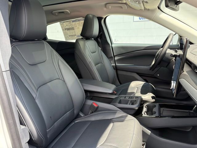 New 2025 Ford Mustang Mach-E Premium image 32