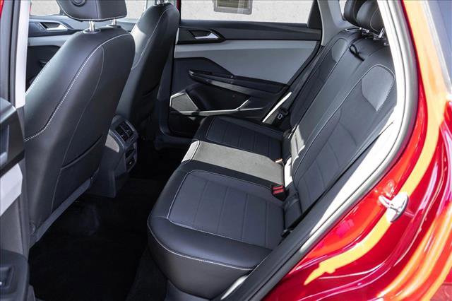 Used 2022 Volkswagen Taos SE image 19