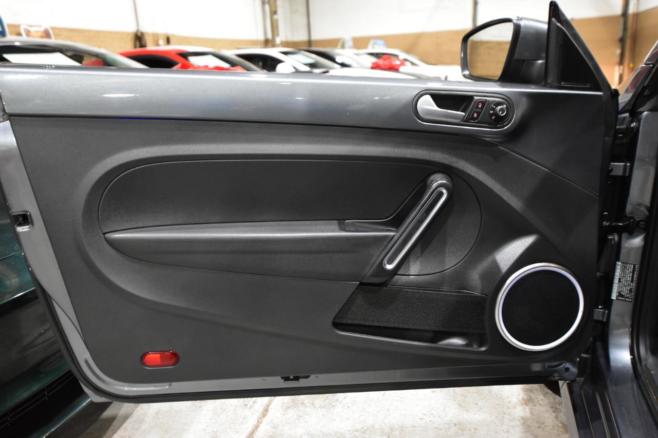 Used 2016 Volkswagen Beetle 1.8T SE image 10