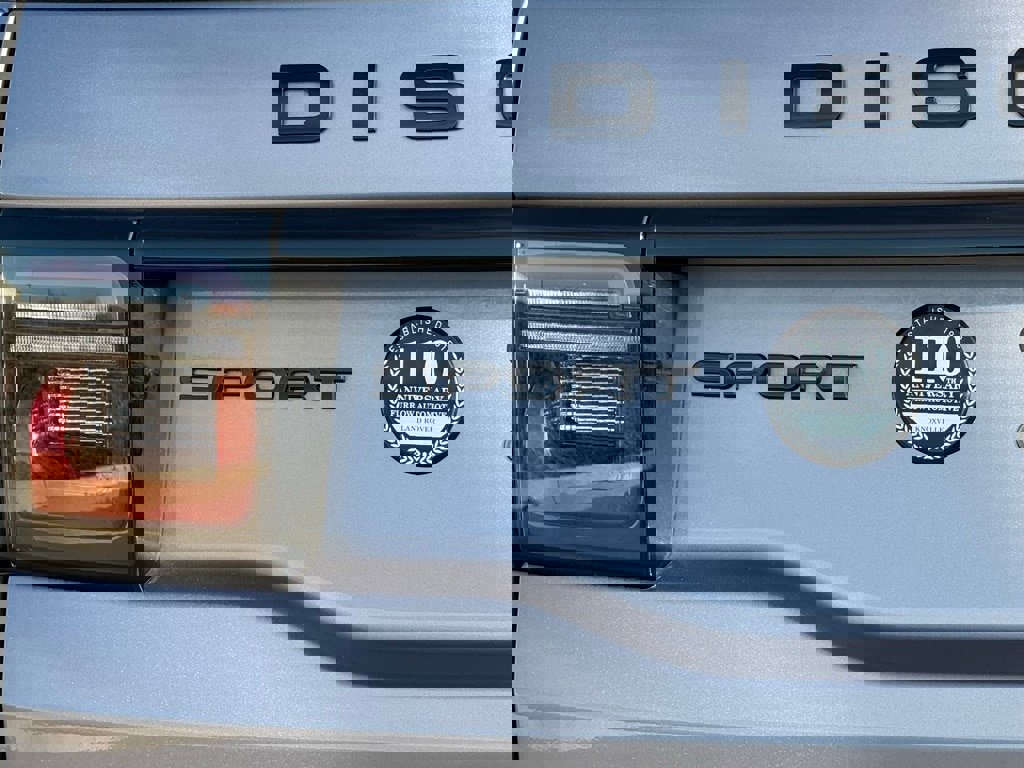 Certified 2025 Land Rover Discovery Sport Dynamic SE image 37