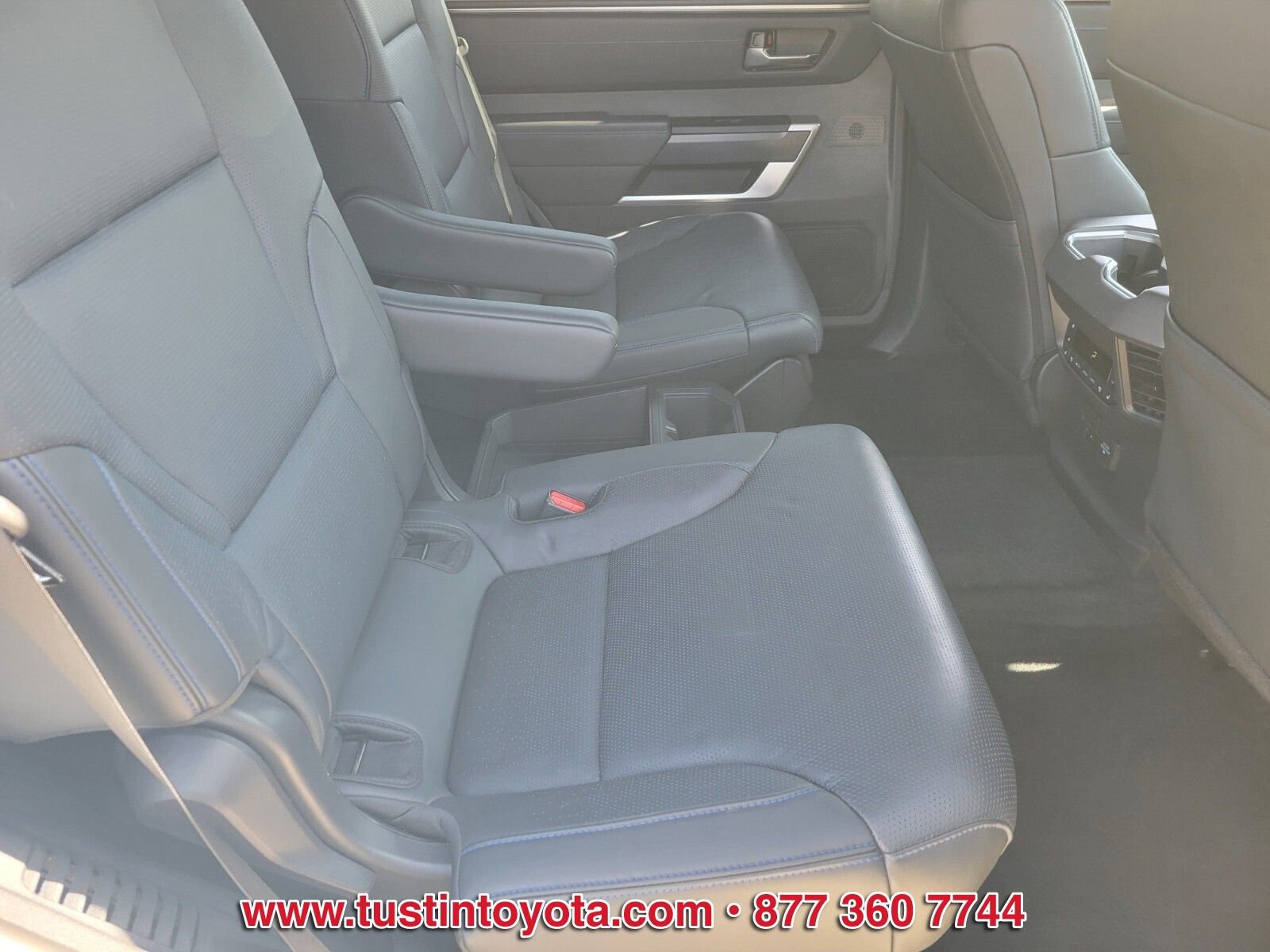 Certified 2024 Toyota Sequoia Platinum AWD/4WD image 16