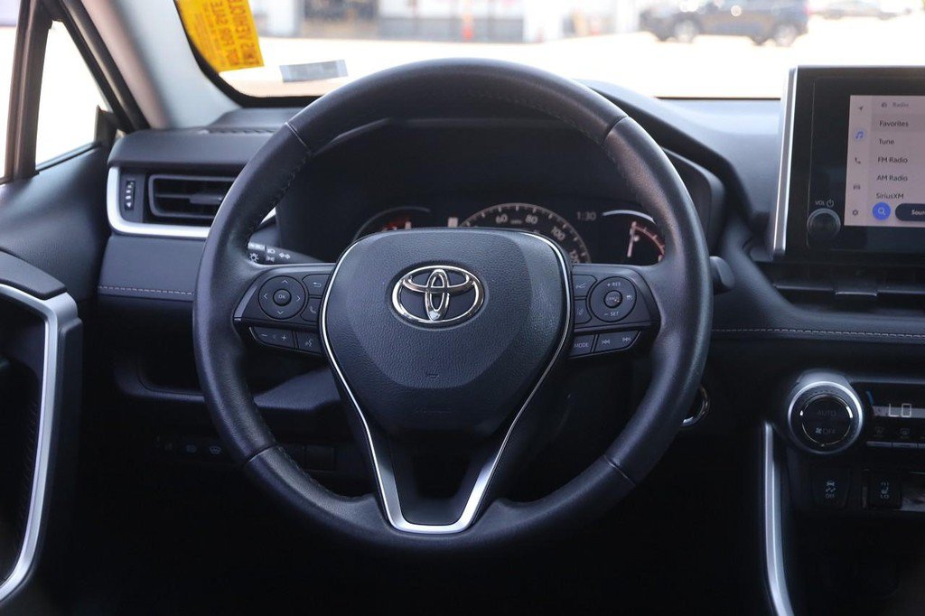 Used 2025 Toyota RAV4 XLE w/ Weather Package AWD/4WD image 23
