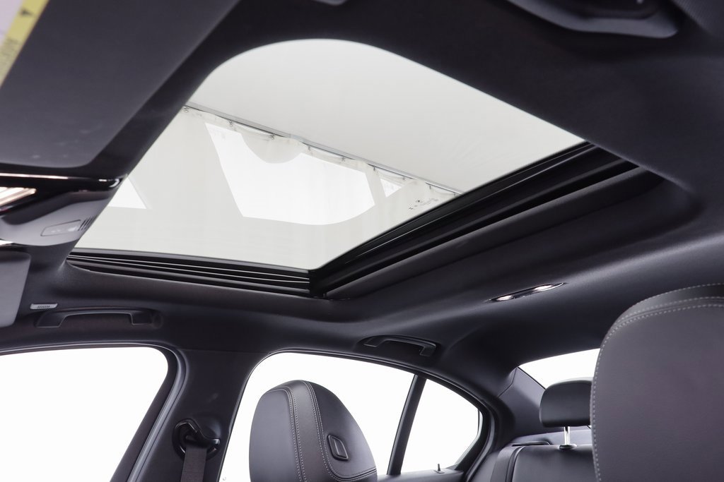 Certified 2025 BMW 330i xDrive Sedan w/ M Sport Package image 13