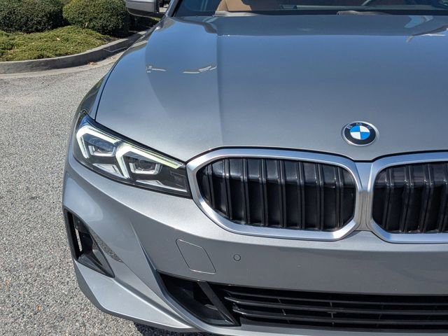 Used 2023 BMW 330i Sedan w/ Premium Package RWD image 11