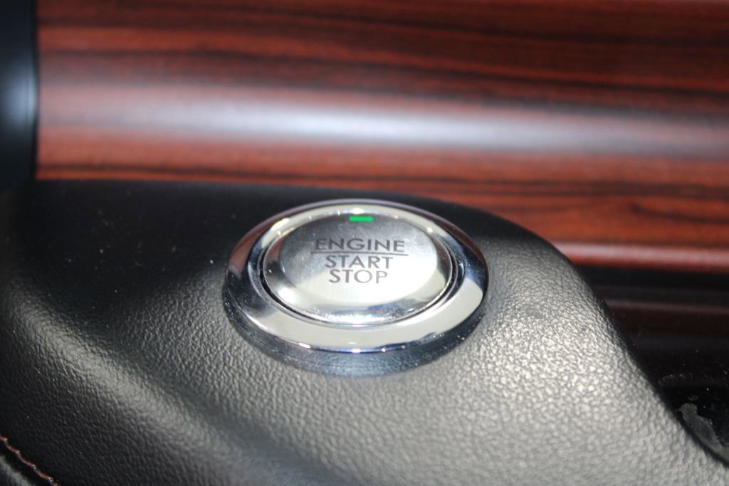 Used 2023 Lincoln Aviator Reserve w/ Jet Appearance Package image 31