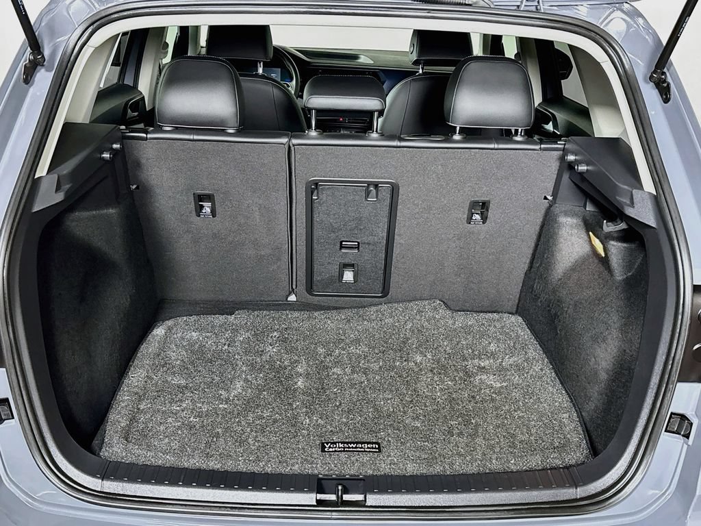 Certified 2022 Volkswagen Taos SE AWD/4WD image 21