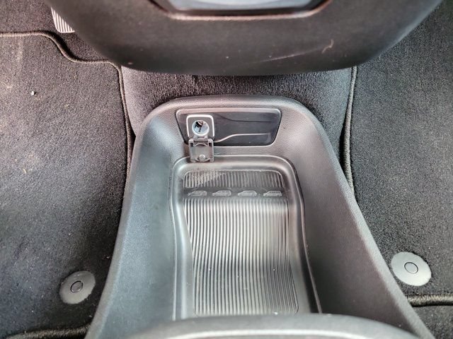 Used 2026 Chrysler Pacifica Select FWD image 21
