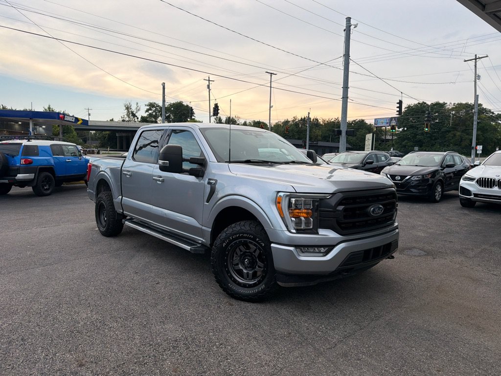 Used 2021 Ford F150 XLT w/ Equipment Group 302A High AWD/4WD image 4
