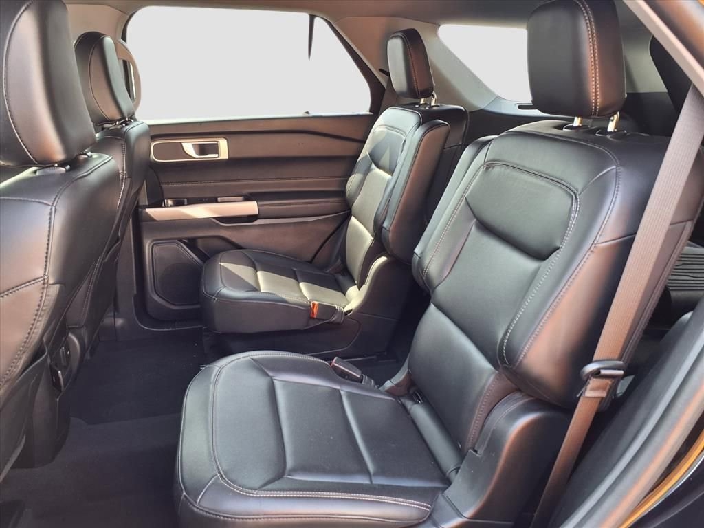 Used 2023 Ford Explorer XLT w/ Equipment Group 202A image 25