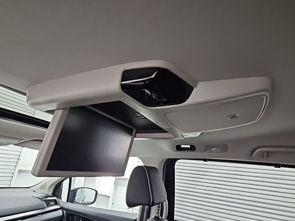 Used 2025 Honda Odyssey Elite image 34