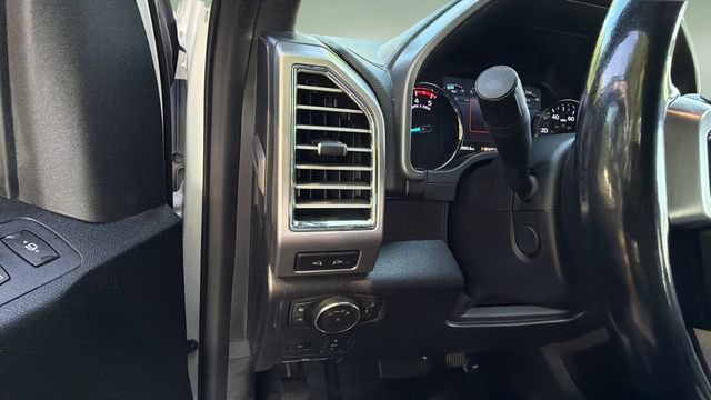 Used 2018 Ford F350 Platinum w/ Platinum Ultimate Package AWD/4WD image 23